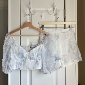 NEW Floral Lined Blue & White Crop Top & Shorts